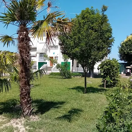 Da Francesca Semesterbostad *